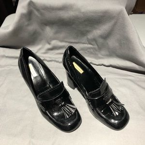 Tahari Black Patent Leather Chunky Heel